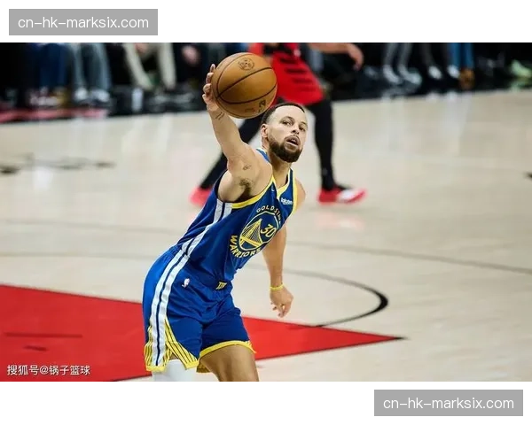 库里三分球15投9中轰下45分，勇士主场轻取开拓者