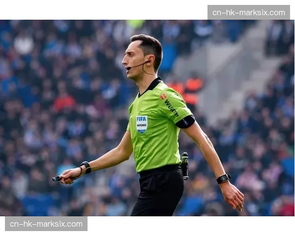 西班牙足协公布新一轮裁判名单，将执法本周末关键战役